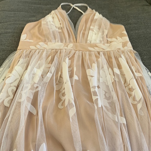 Special Occasion Maxi Dress with Velvet Floral Detail, Size M, Color Nude&White - Picture 5 of 16